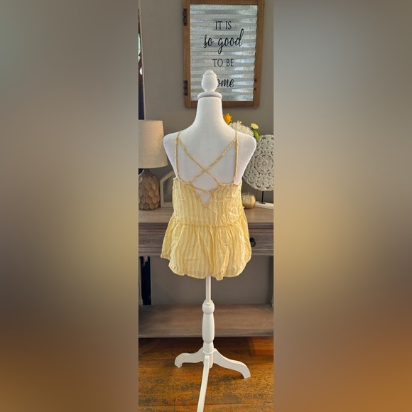 American Eagle Tank Top - Picture 4 of 7